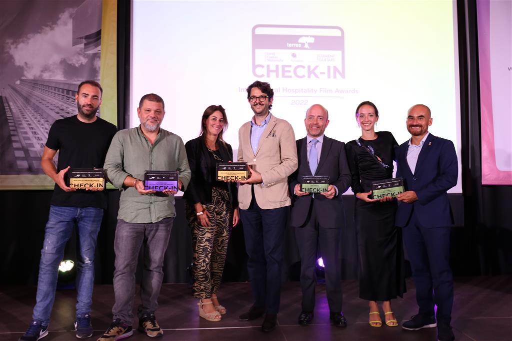 Terres CHECK-IN premia a cortos griegos, catalanes y japoneses como los mejores audiovisuales de 'hospitality' en una ceremonia en Barcelona